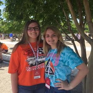 Meet your Posher, Danielle